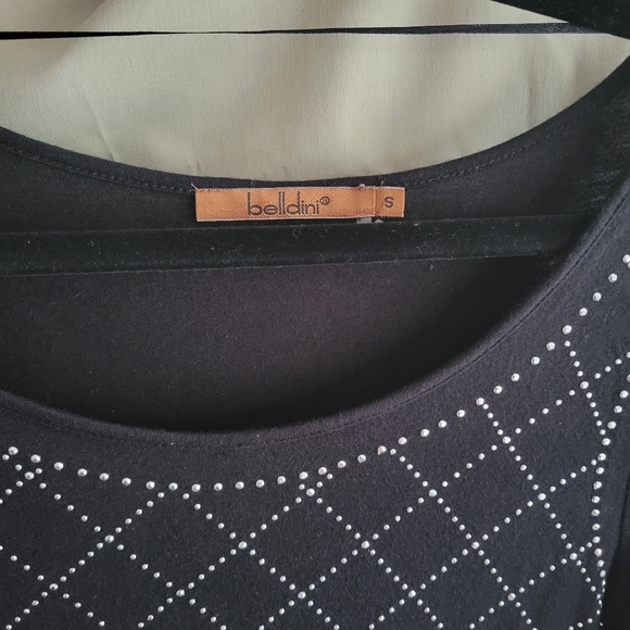 Top - Picture 3 of 3